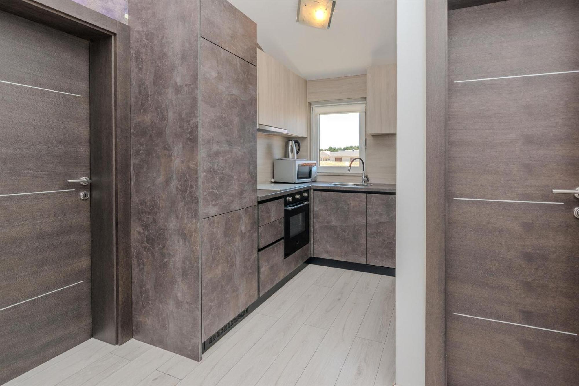 Apartments Lucica Vir Zewnętrze zdjęcie