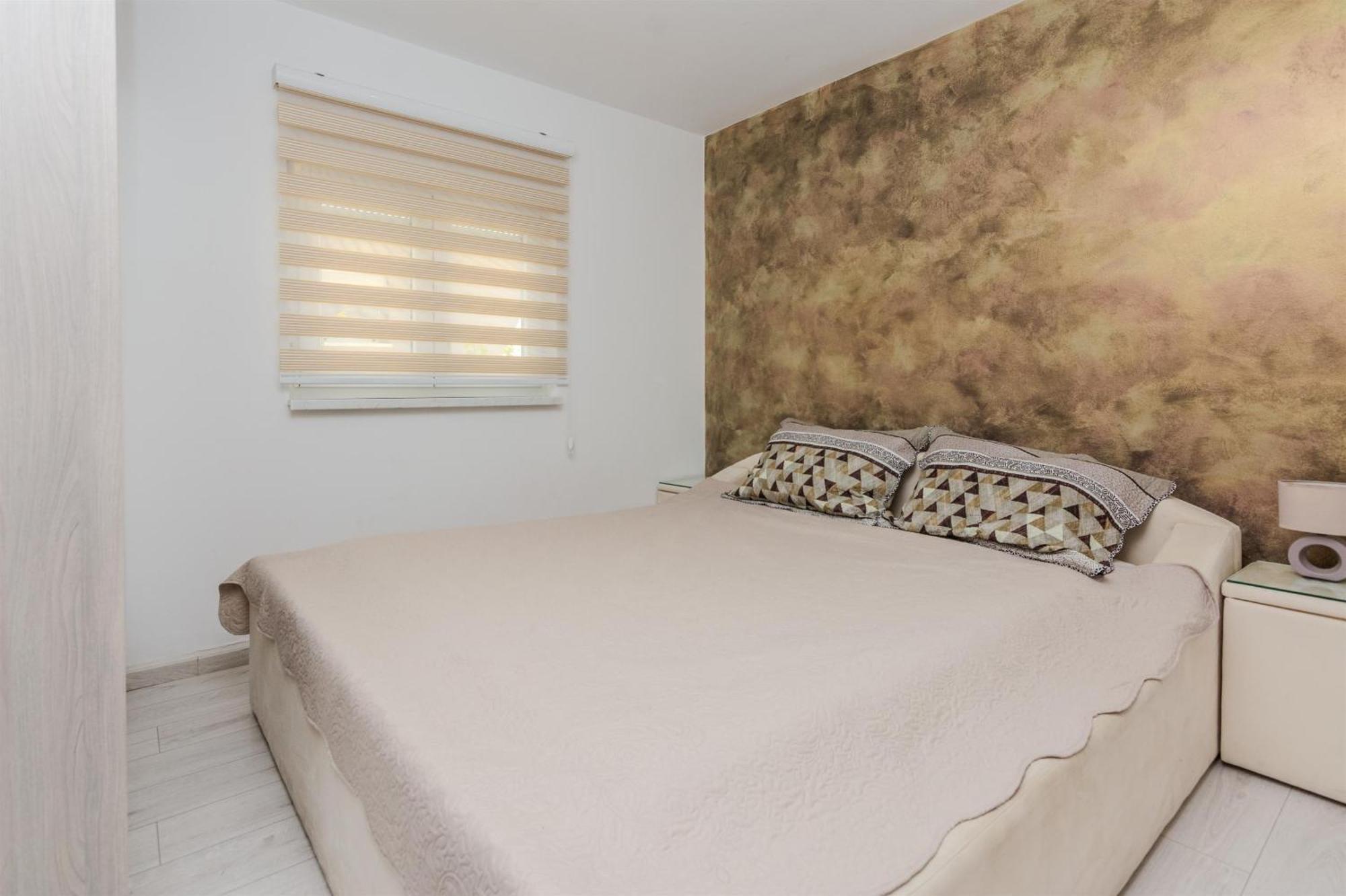 Apartments Lucica Vir Zewnętrze zdjęcie